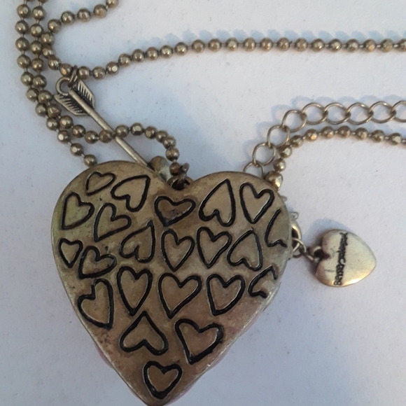 Betsey Johnson Heart Locket - Picture 7 of 7